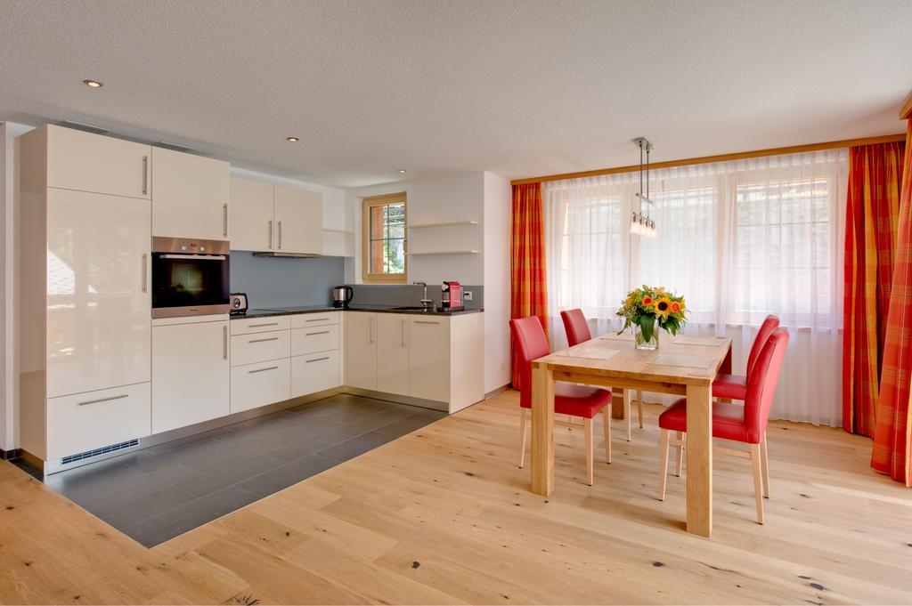 Jaegerhof Serviced Apartements Zermatt Kamer foto