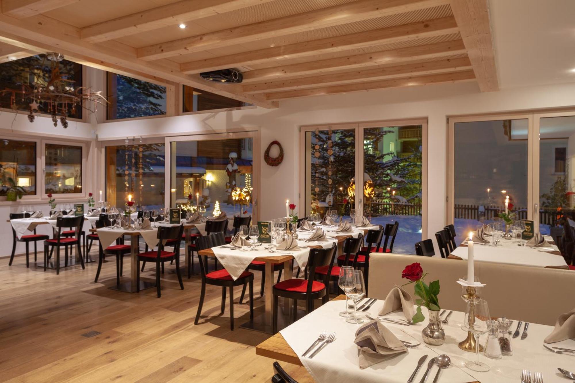Jaegerhof Serviced Apartements Zermatt Buitenkant foto