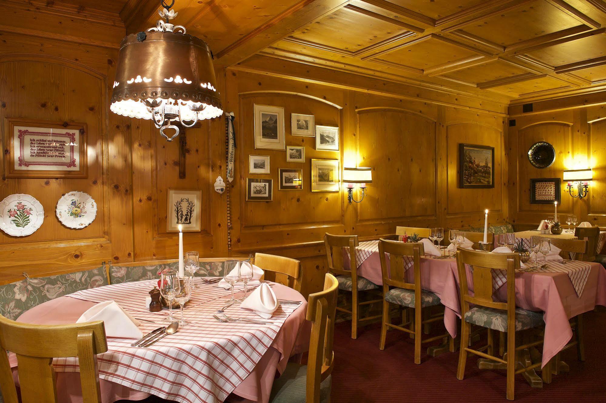 Jaegerhof Serviced Apartements Zermatt Buitenkant foto