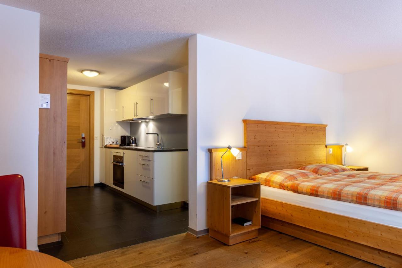 Jaegerhof Serviced Apartements Zermatt Buitenkant foto