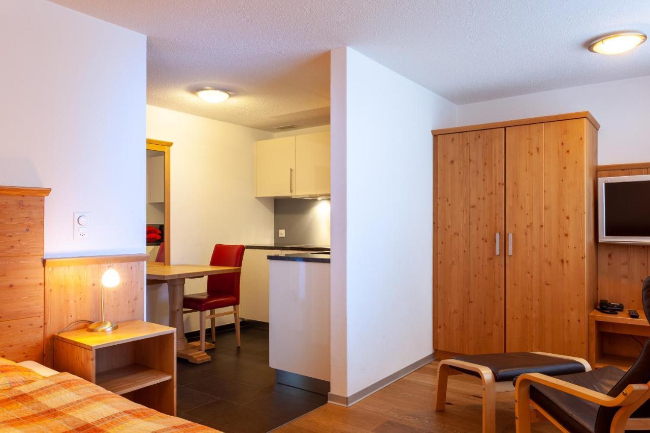 Jaegerhof Serviced Apartements Zermatt Buitenkant foto