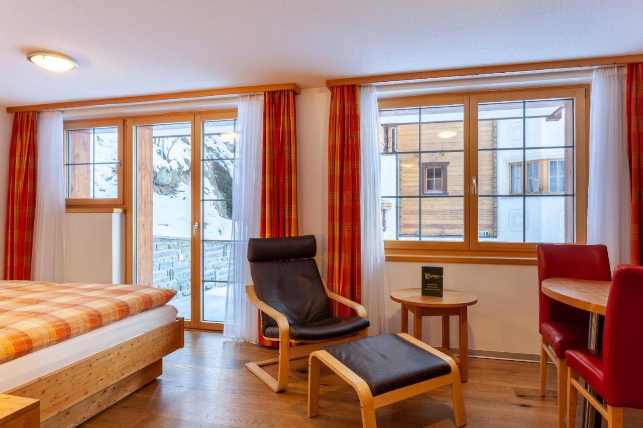 Jaegerhof Serviced Apartements Zermatt Buitenkant foto